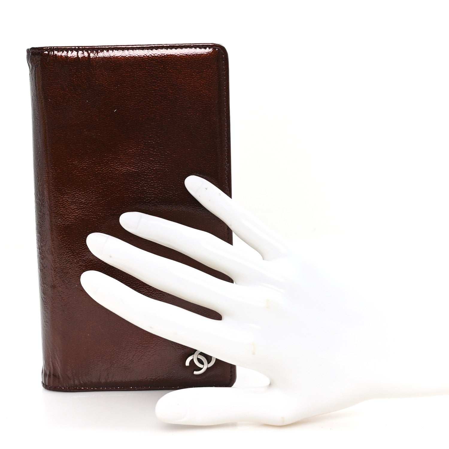 Chanel Grained Patent CC Yen Wallet Burgundy 2 of 8