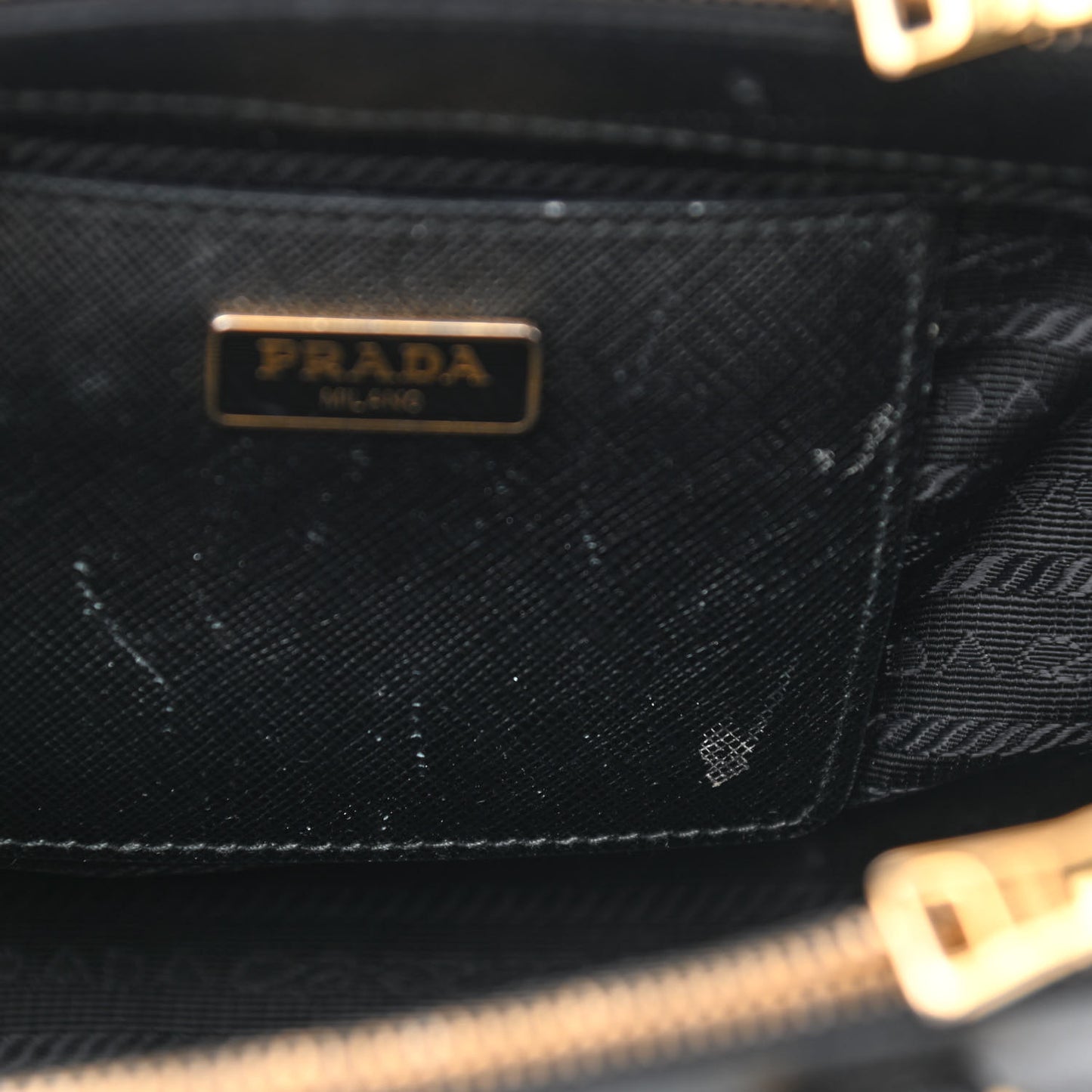 Saffiano Lux Micro Galleria Double Zip Tote Black