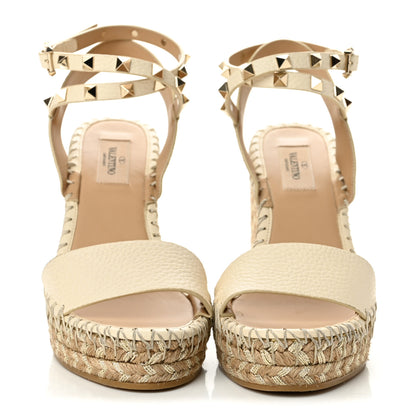 Valentino Garavani Grained Calfskin Rockstud Ankle Strap Espadrille 15/105mm Wedge Sandals 36 Light Ivory Natural 3 of 10