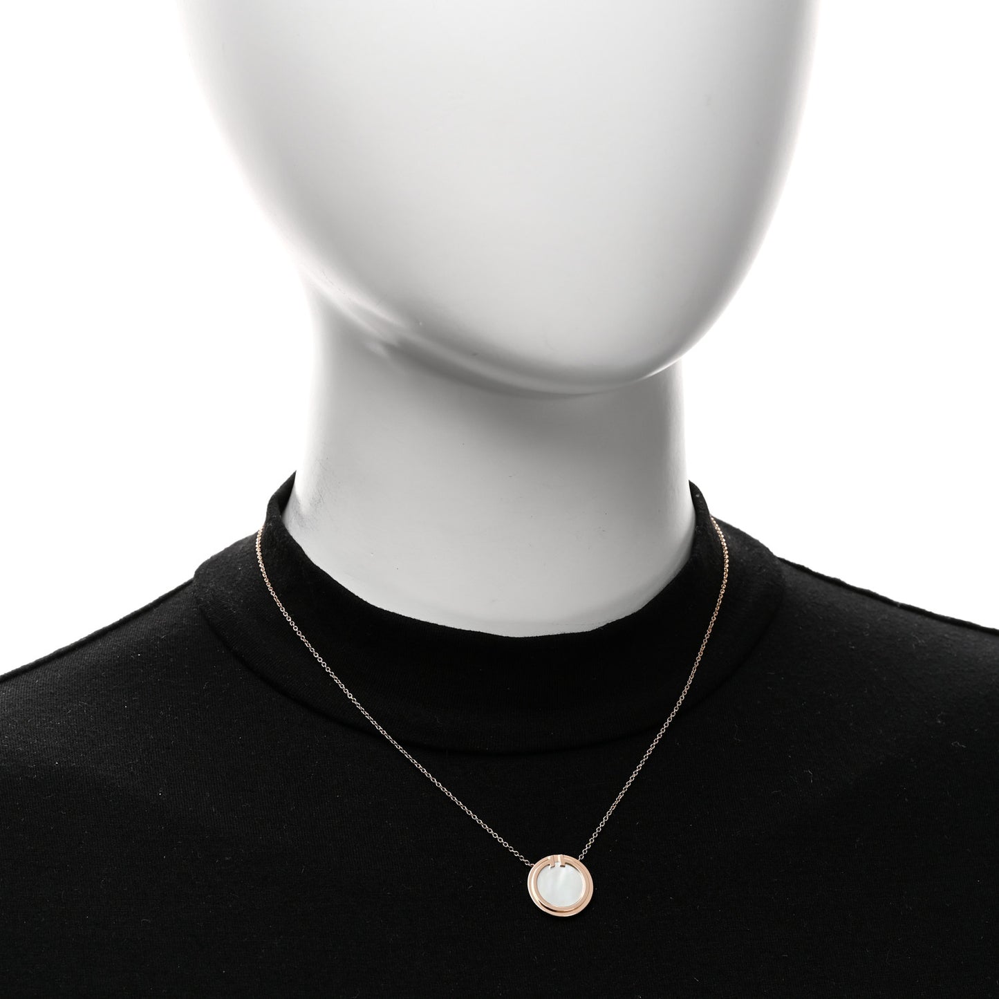 18K Rose Gold Mother of Pearl T Circle Pendant Necklace