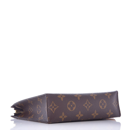 Louis Vuitton Monogram Toiletry Pouch 19 4 of 7