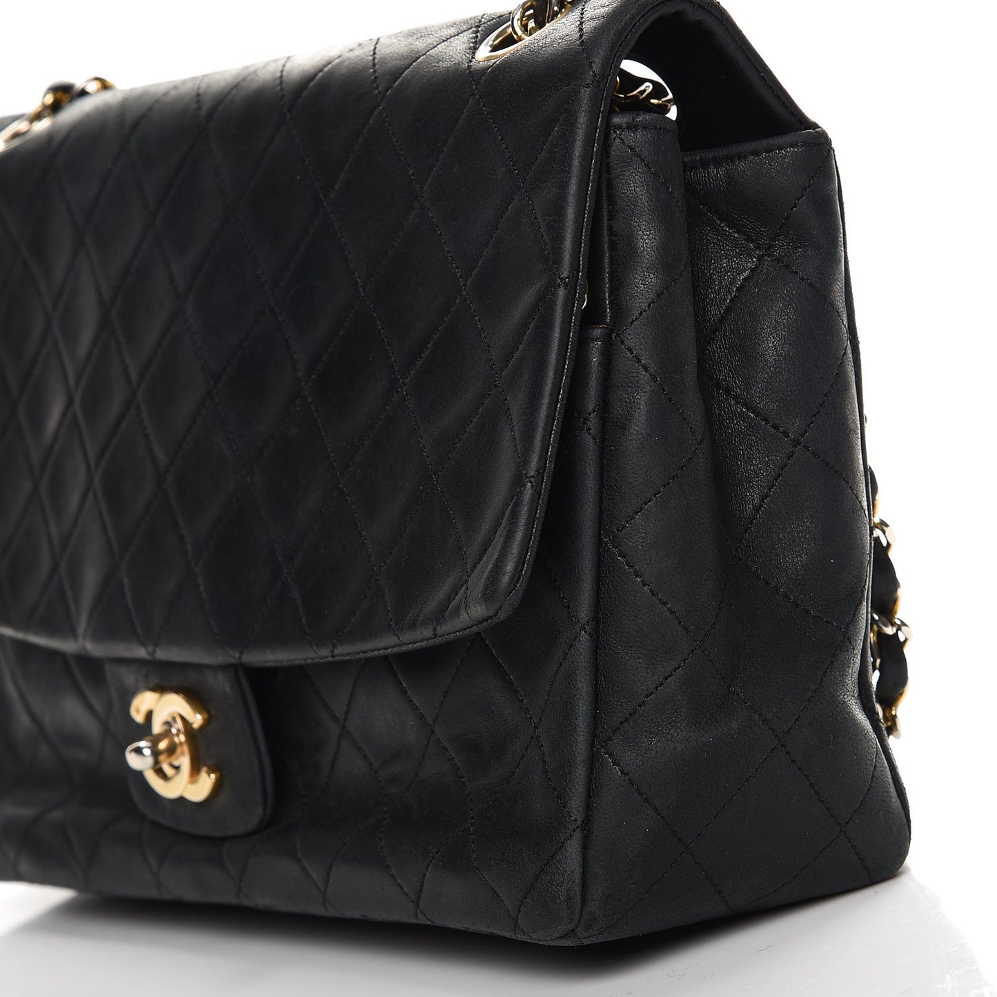 Lambskin Medium Single Flap Black