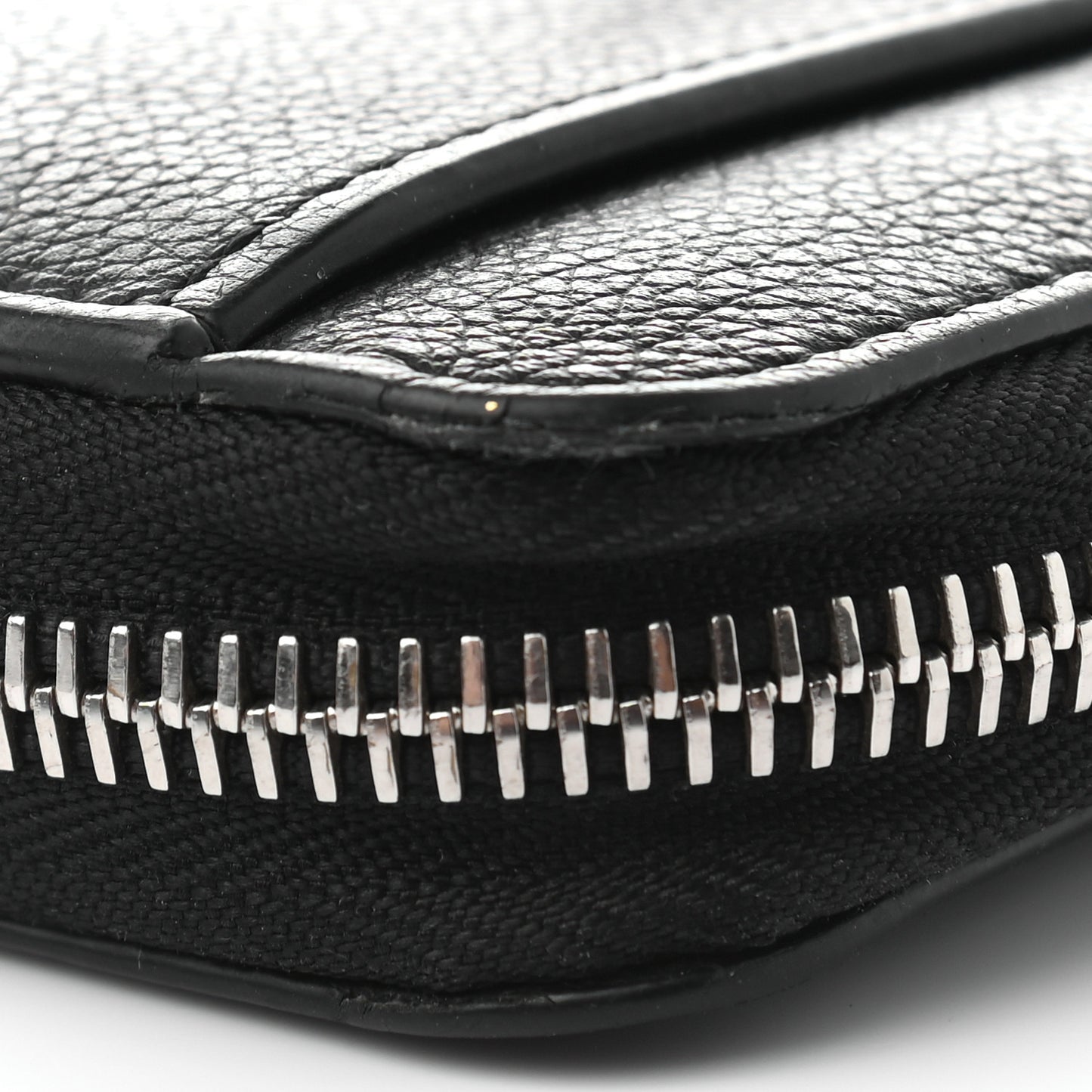 Calfskin Zippy Lockme Wallet Black