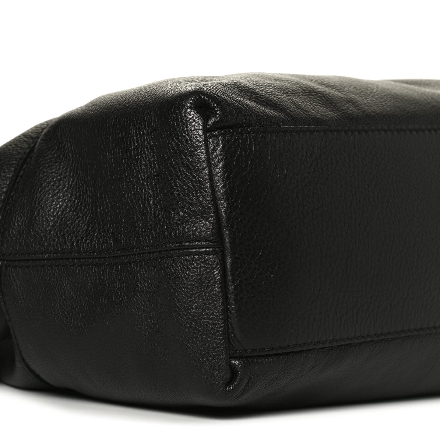 Waxy Grained Calfskin Studded Medium Nightingale Black