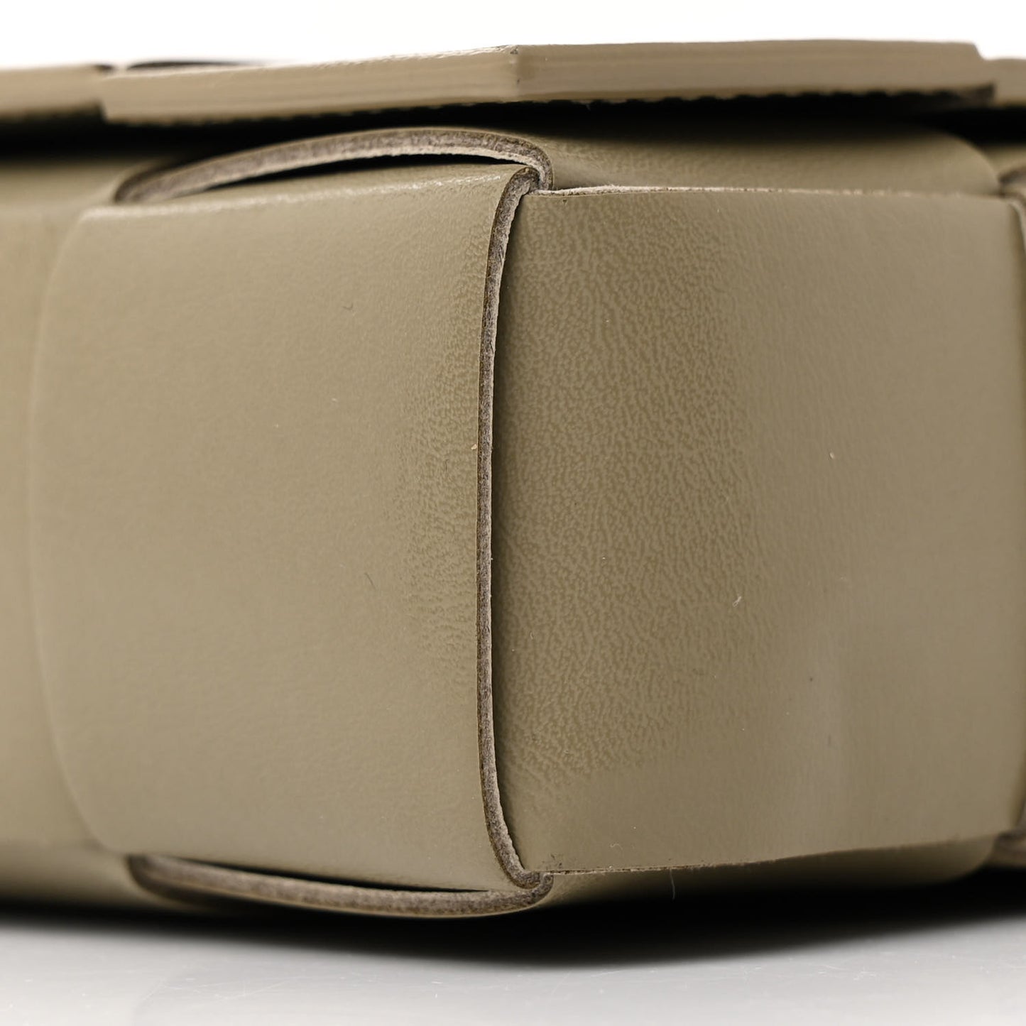 Calfskin Maxi Intreccio Cassette With Strap Bag Taupe