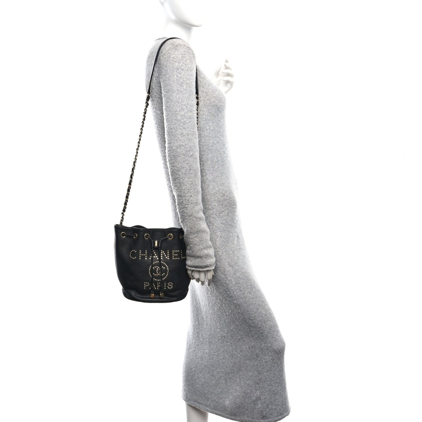 Caviar Deauville Drawstring Bucket Bag Black