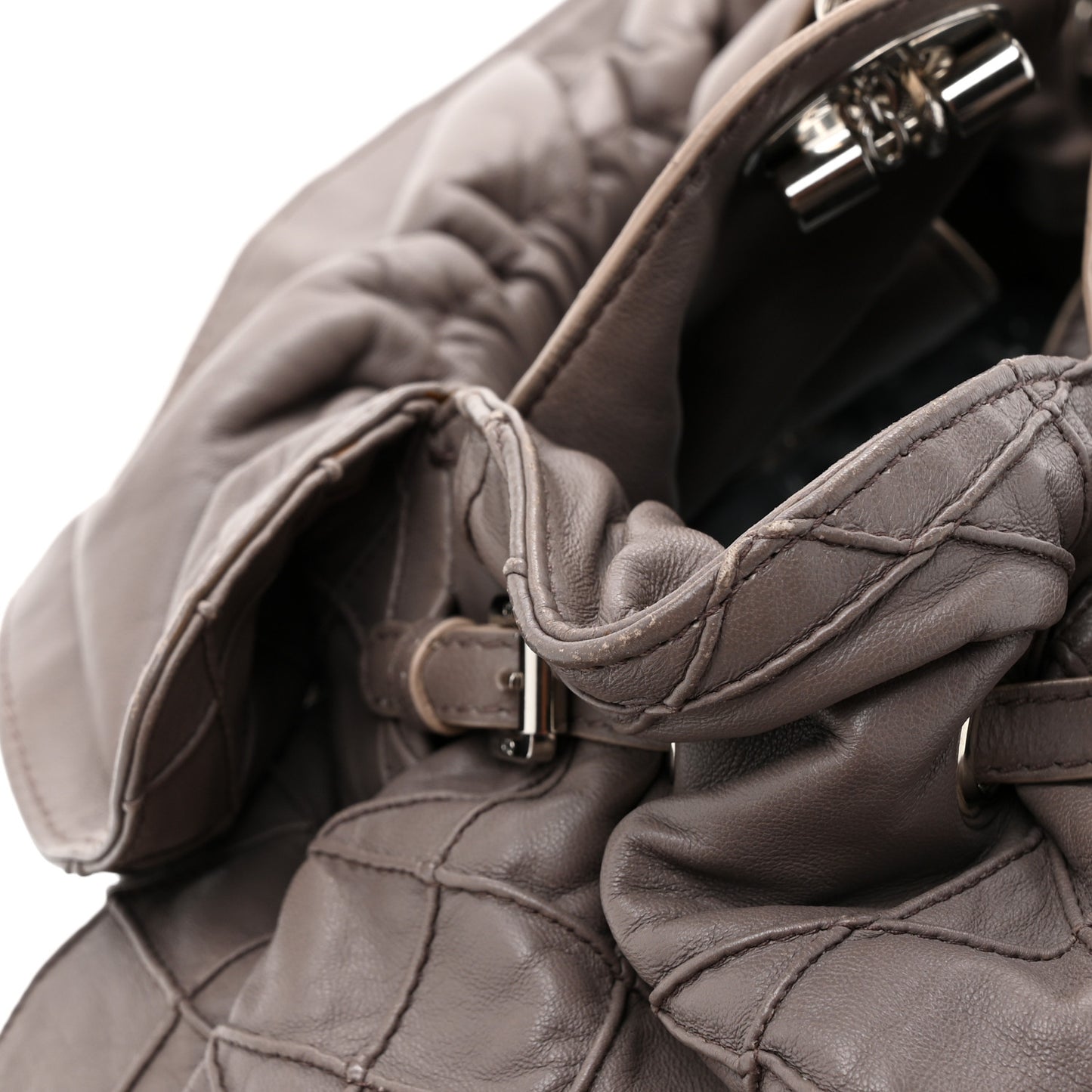 Lambskin Cannage Medium Le Trente Tote Dark Beige