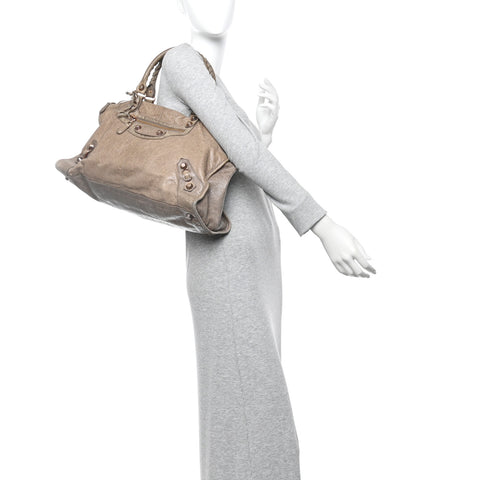Agneau Giant 12 Rose Gold Hardware Work Gris Poivre