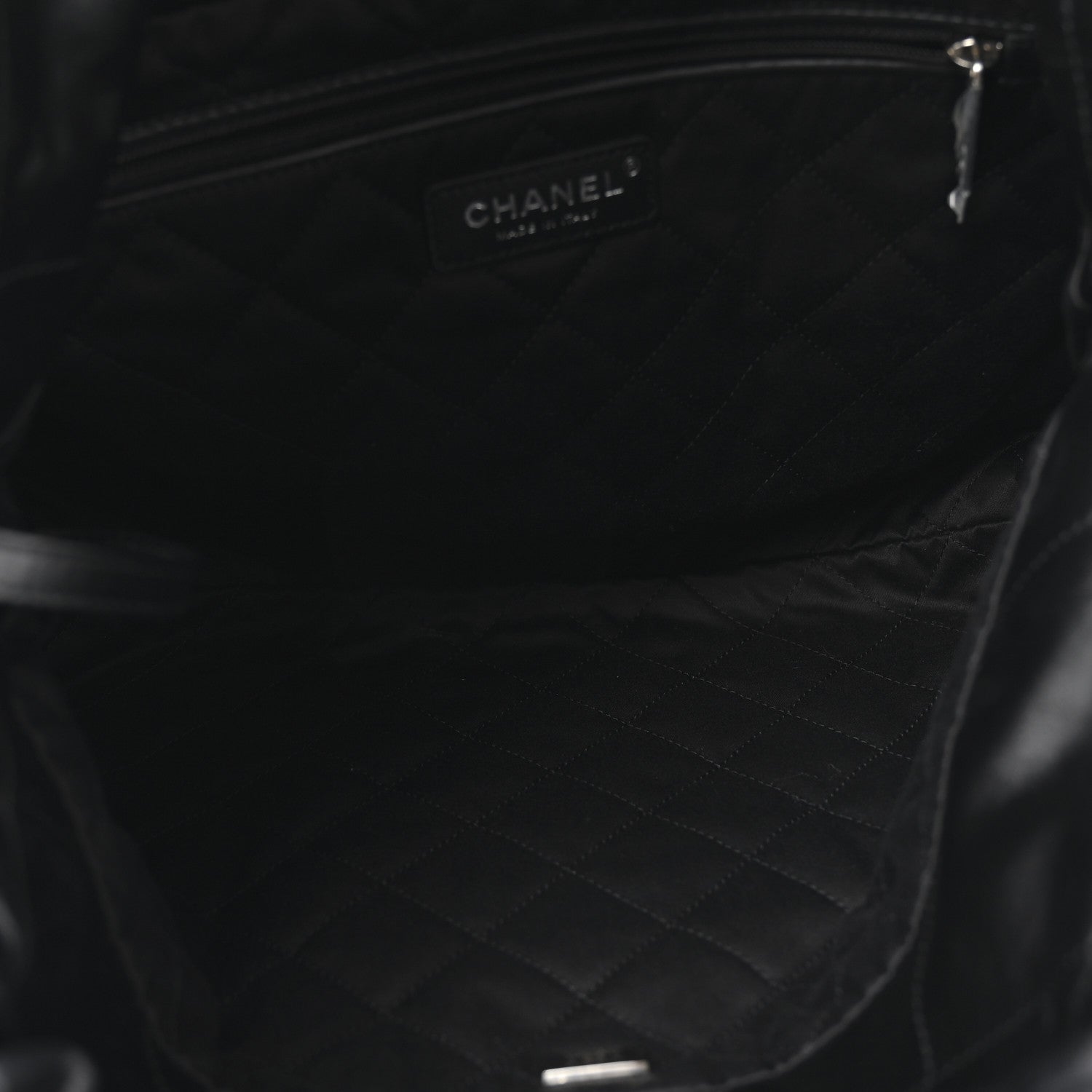Chanel Shiny Calfskin Quilted Small Chanel 22 So Black 11 of 21