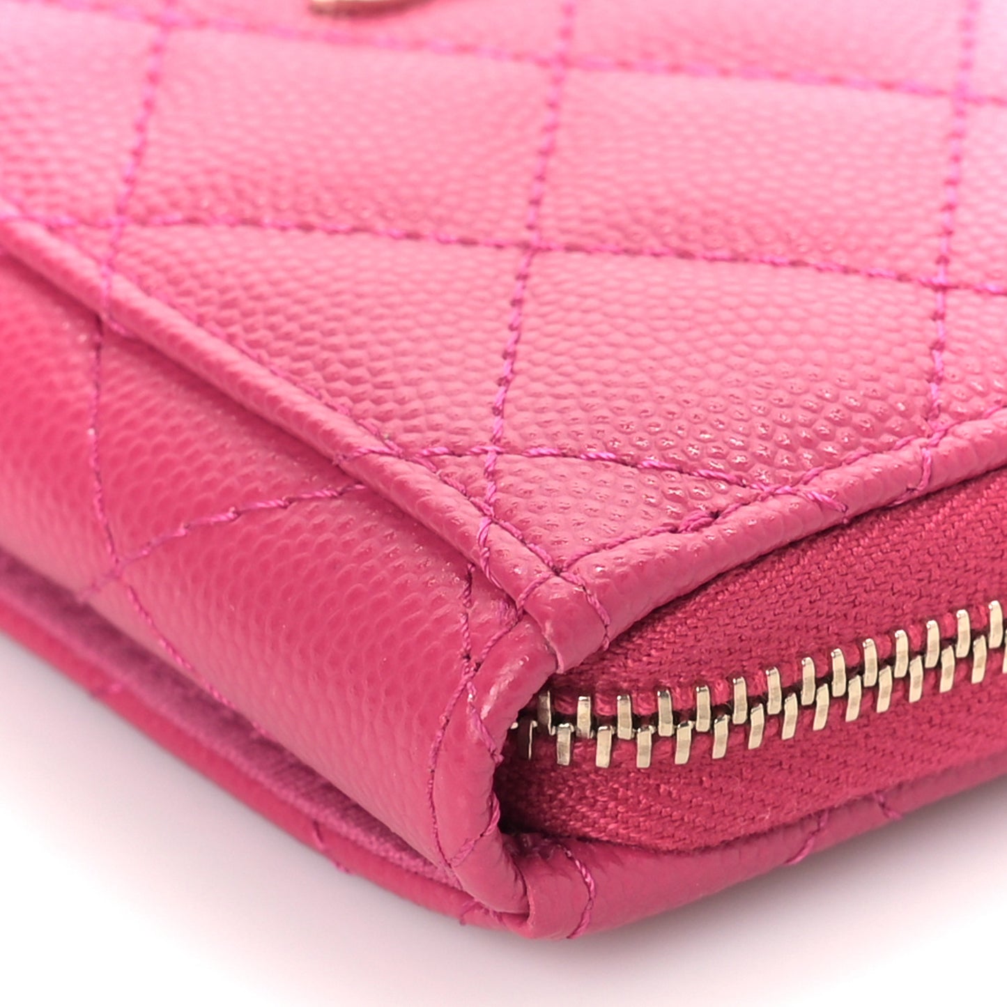 Caviar Quilted Zip Card Holder Fuchsia