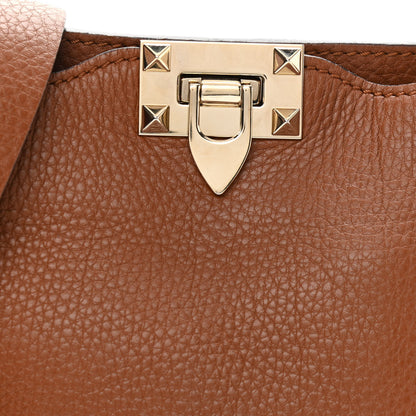 Valentino Garavani Pebbled Calfskin Mini Rockstud Flip-Lock Messenger Bag Light Cuir 6 of 10