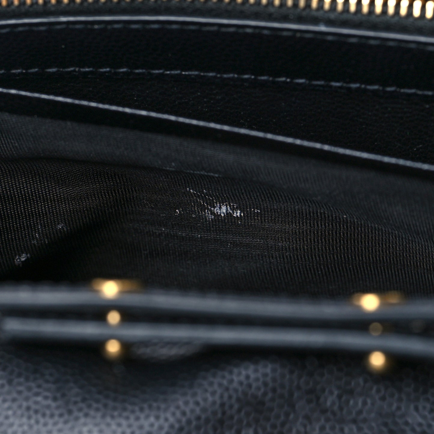 Grain De Poudre Matelasse Chevron Monogram Chain Wallet Black