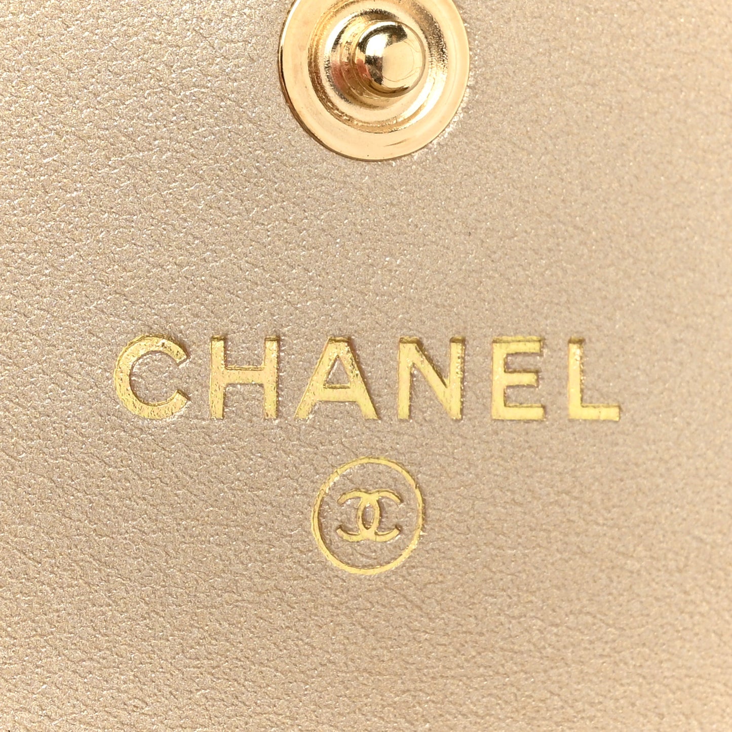 Metallic Goatskin Quilted Chanel 19 Flap Card Holder Gold