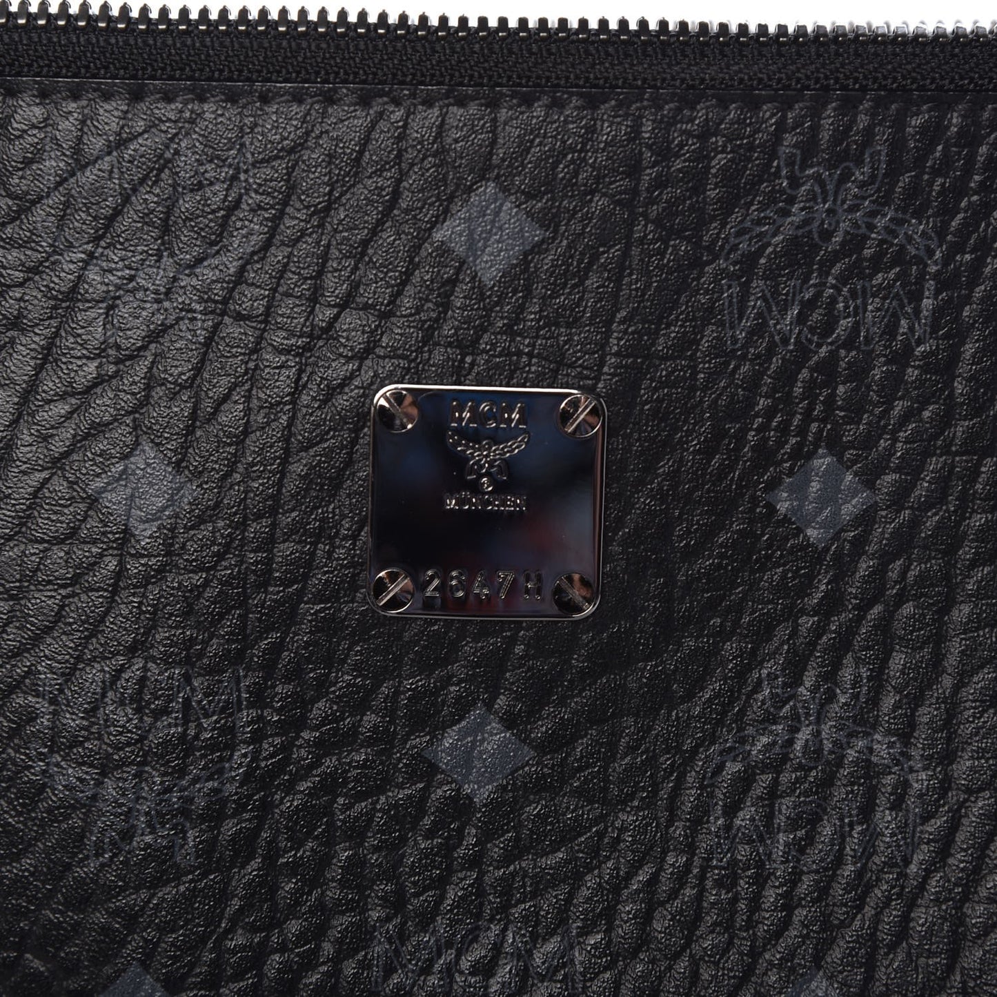 Visetos Medium Stark Wristlet Pouch Black