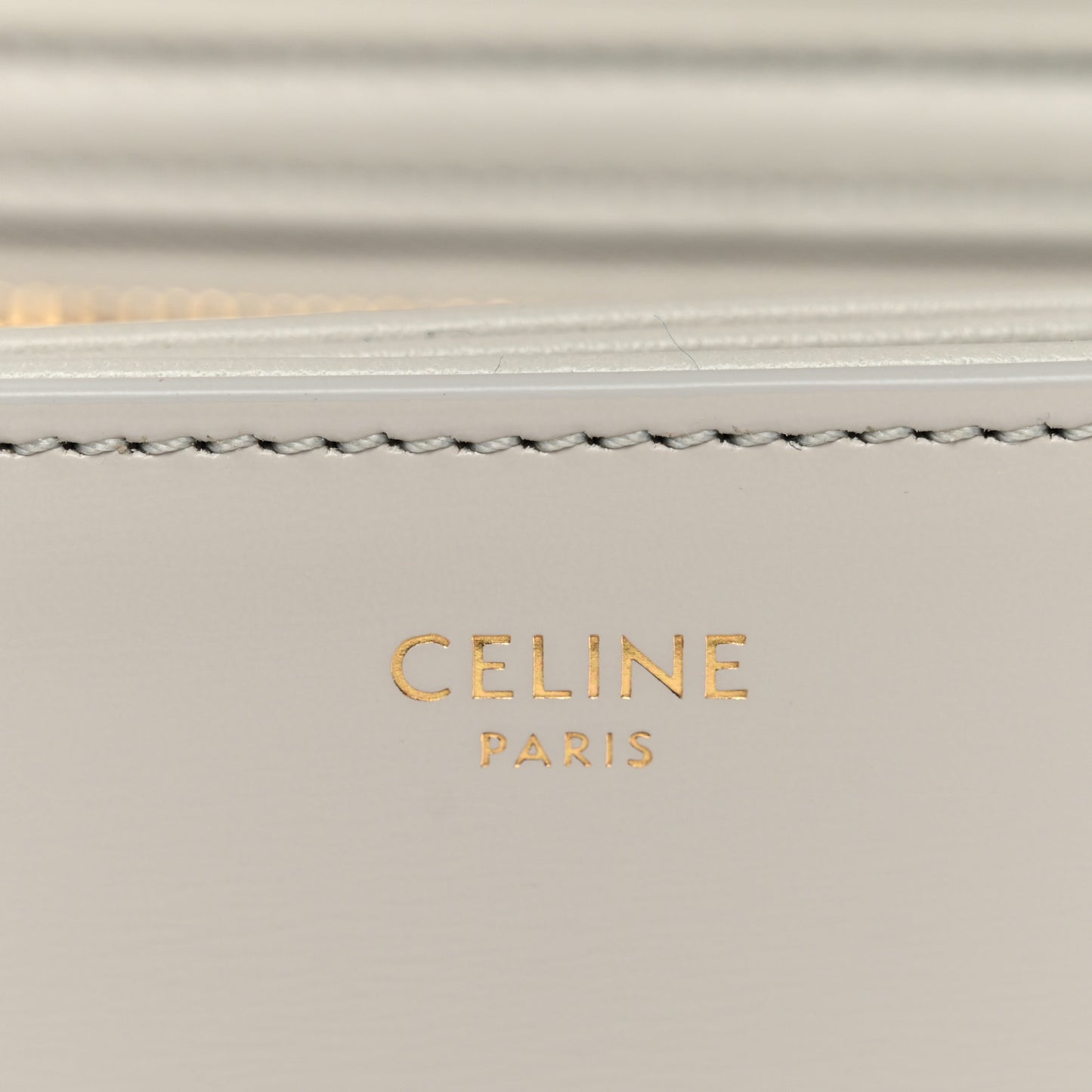 Shiny Calfskin Teen Triomphe Chalk