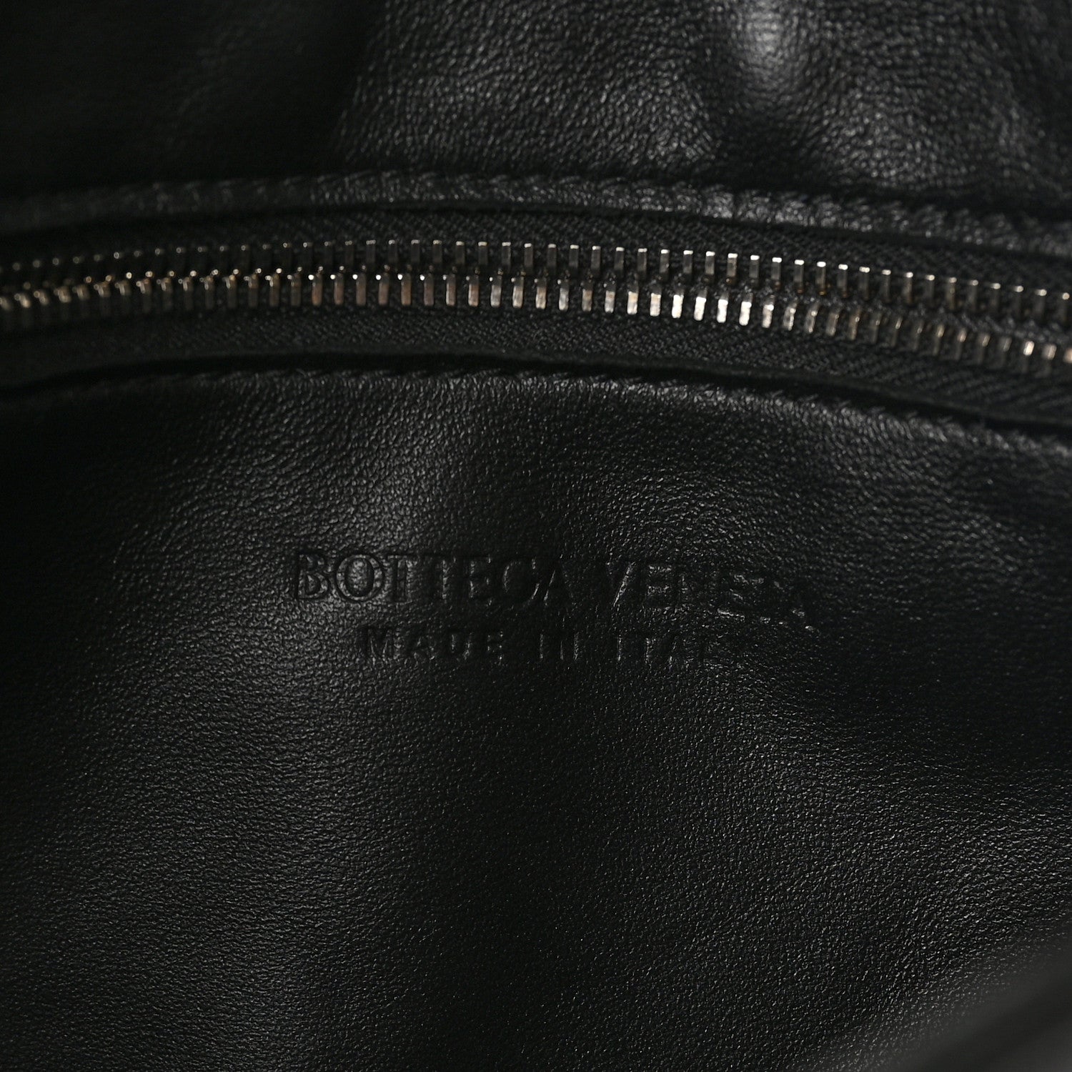 Bottega Veneta Lambskin Maxi Intrecciato Cassette Crossbody Bag Black 5 of 9