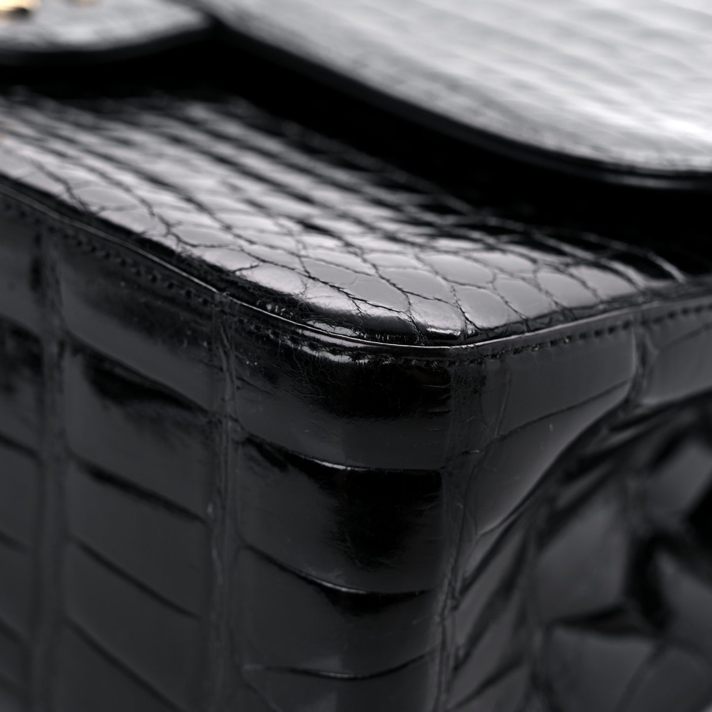 Alligator Jumbo Double Flap Black
