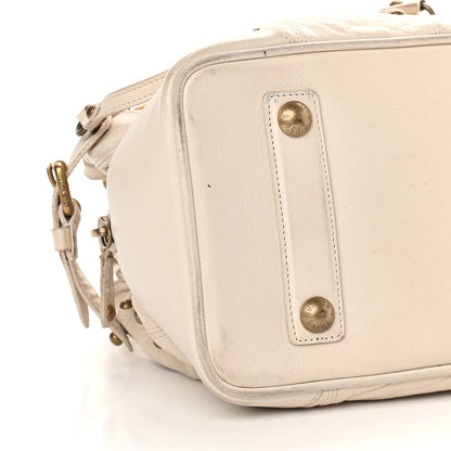 Louis Vuitton Lambskin Riveting White 7 of 15
