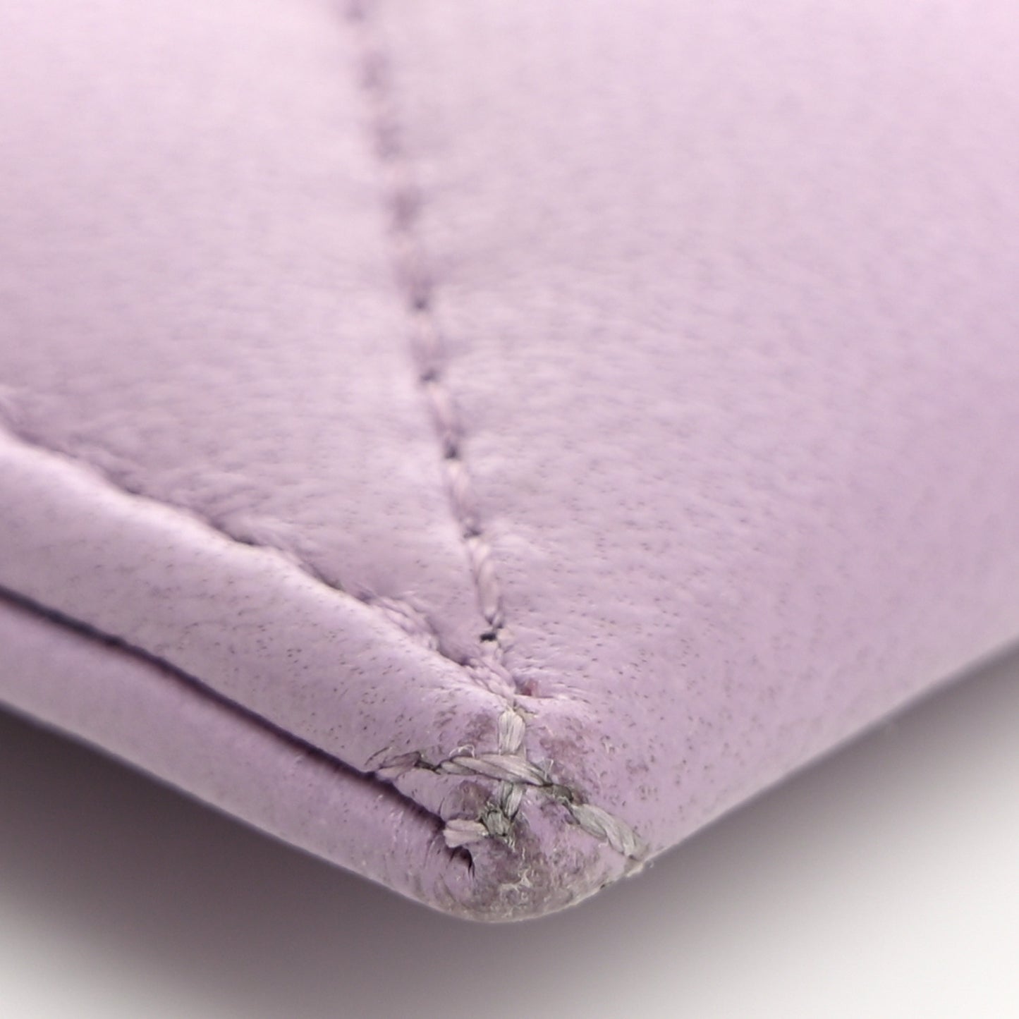 Lambskin Quilted Chanel 19 Card Holder Light Purple