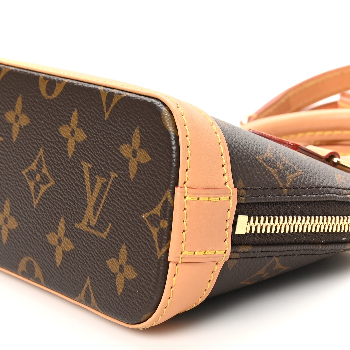 Monogram Nano Alma