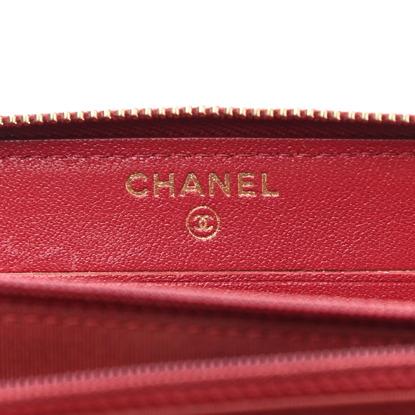 Sheepskin Caviar Chevron Quilted Medium Mademoiselle Vintage Zip Around Wallet Red