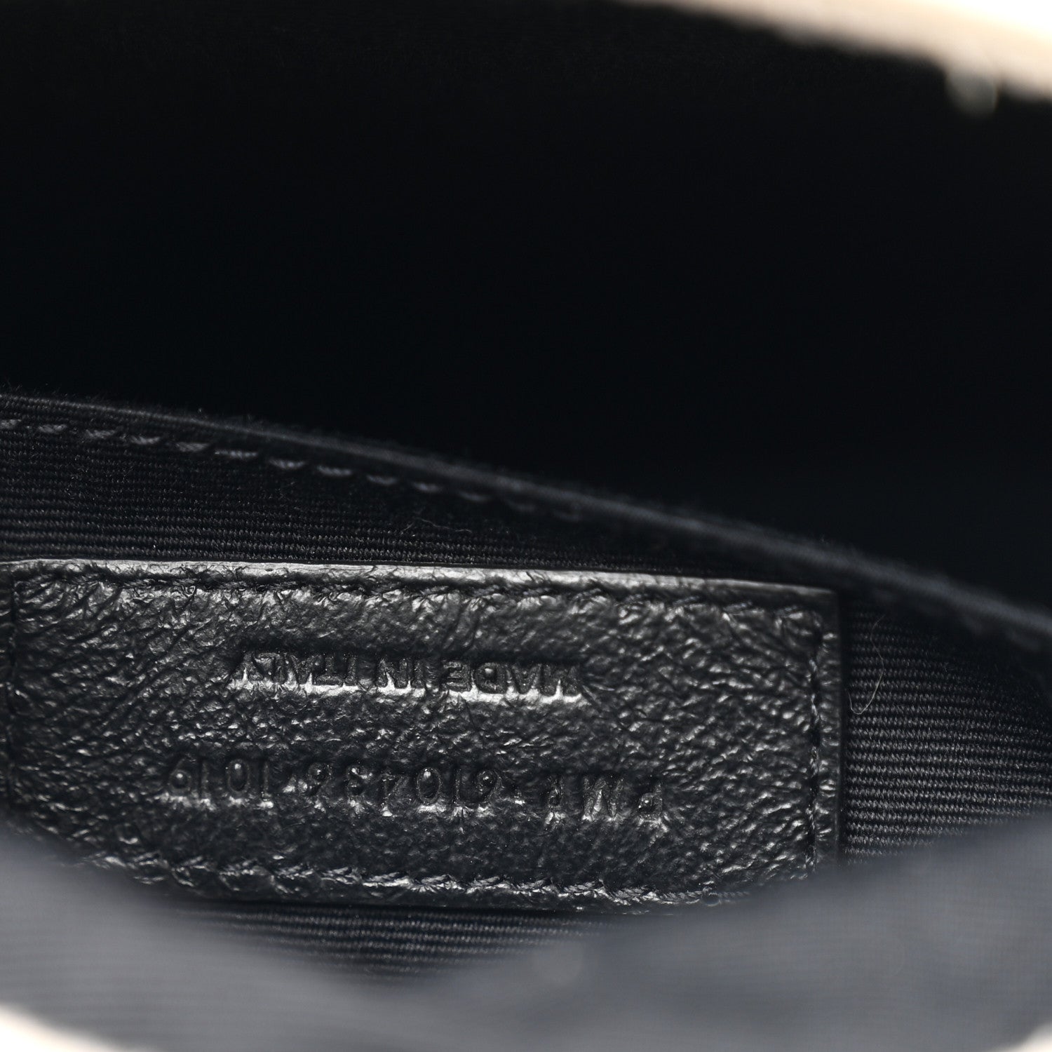 Saint Laurent Grain De Poudre Matelasse Chevron Quilted Round Vinyle Camera Bag Crema Soft 7 of 10