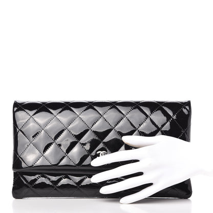 Chanel Patent Calfskin Quilted Beauty CC Clutch Black 2 of 11