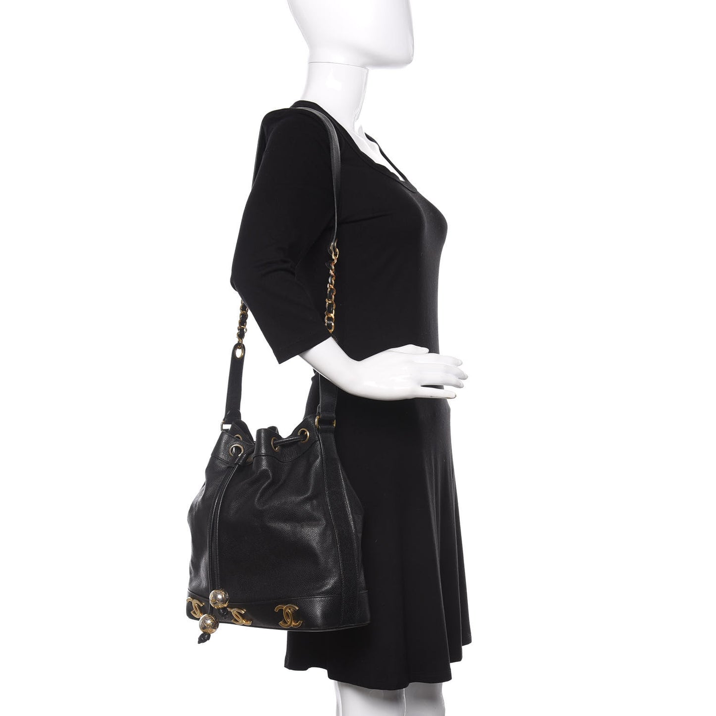 Caviar CC Drawstring Shoulder Bag Black