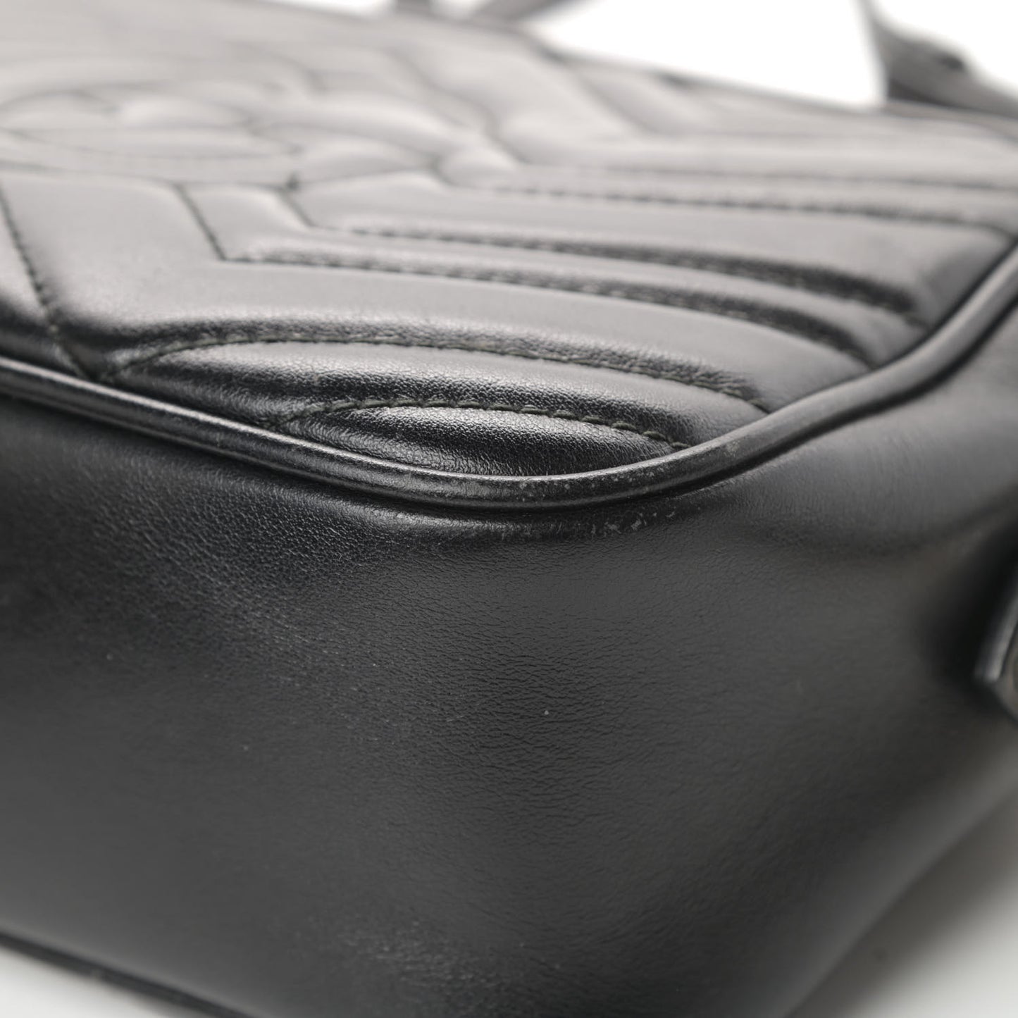 Calfskin Matelasse Small GG Marmont Chain Shoulder Bag Black