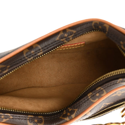 Louis Vuitton Monogram Loop 4 of 9