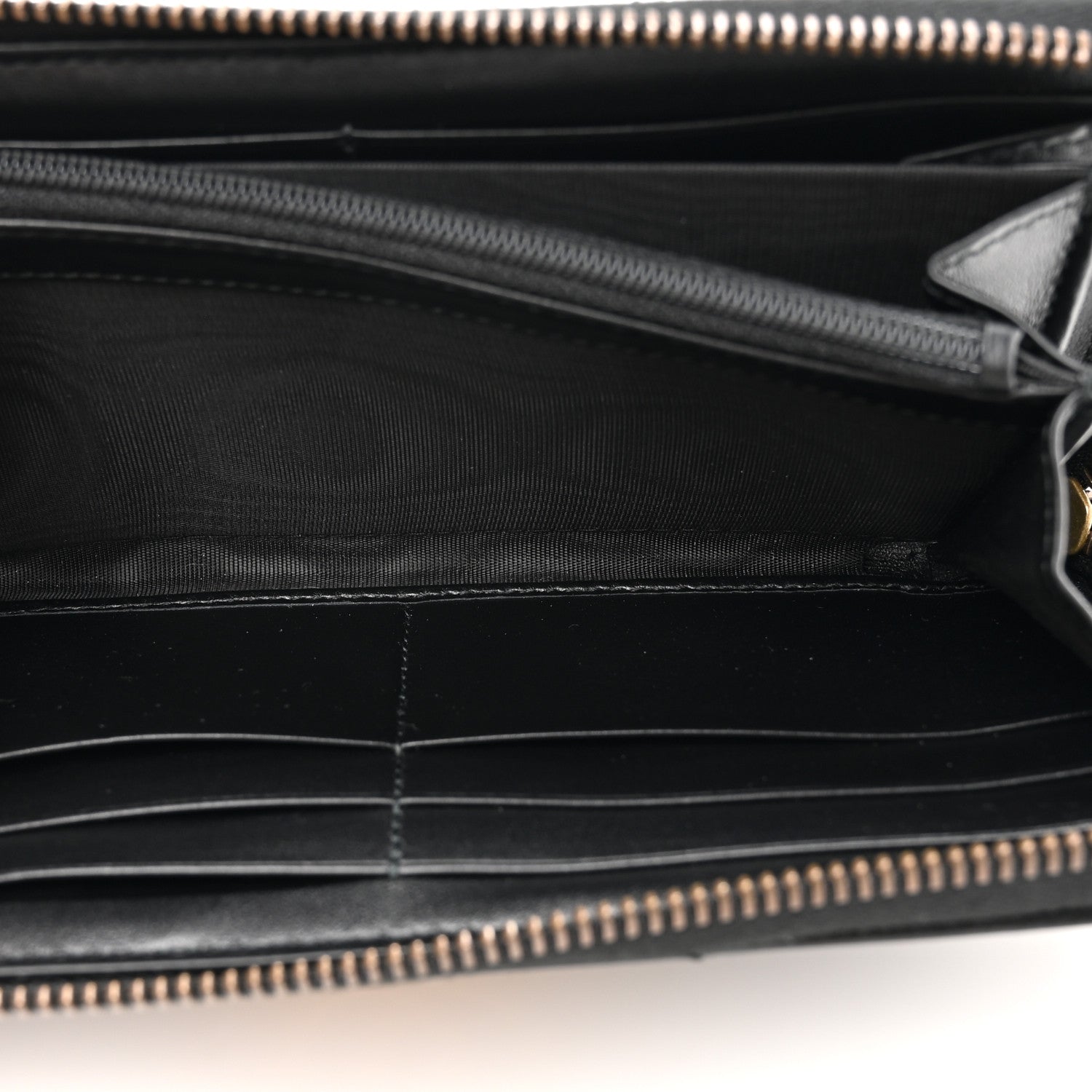 Gucci Calfskin Matelasse GG Marmont Zip Around Wallet Black 6 of 9