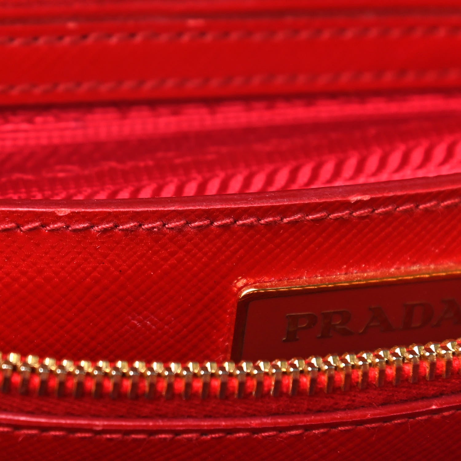 Prada Saffiano Vernice Medium Promenade Tote 9 of 12