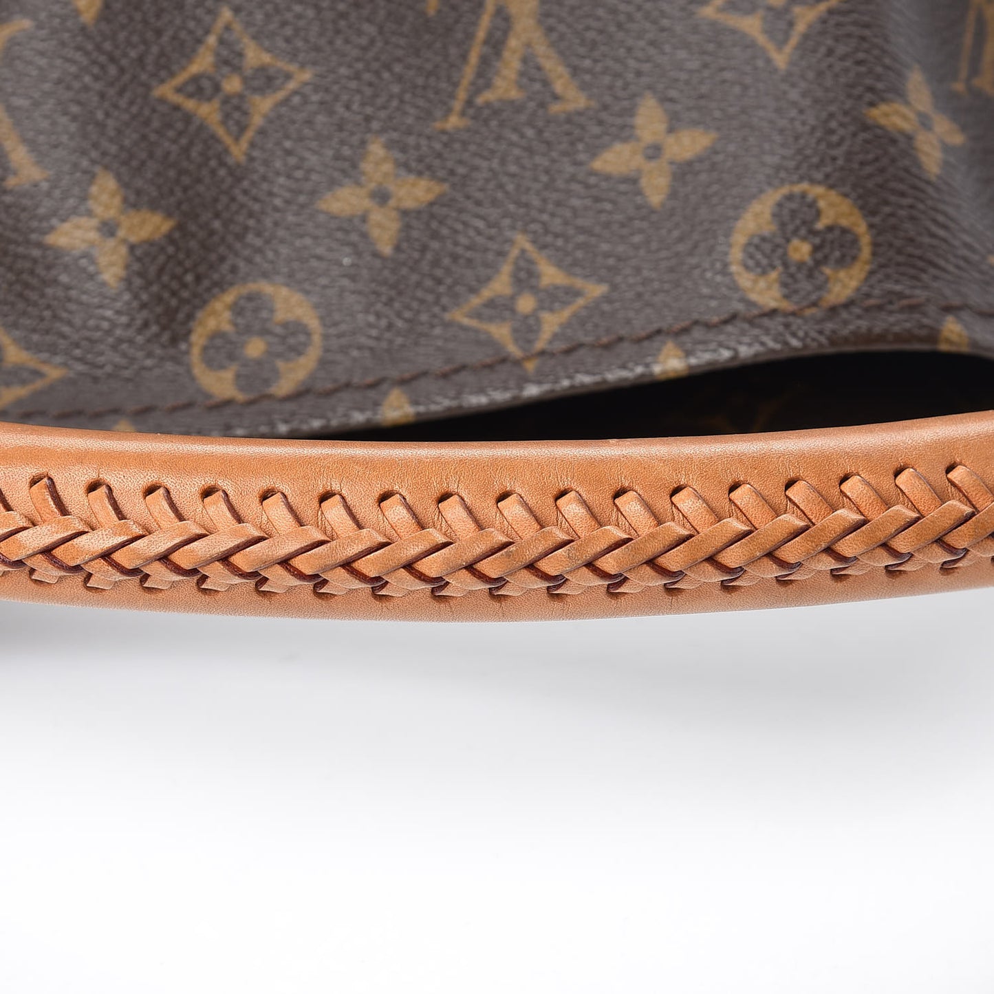 Monogram Artsy MM