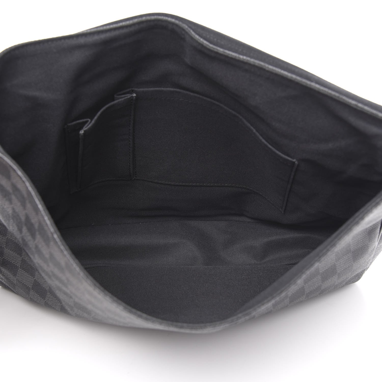 Louis Vuitton Damier Graphite Daniel GM 4 of 10