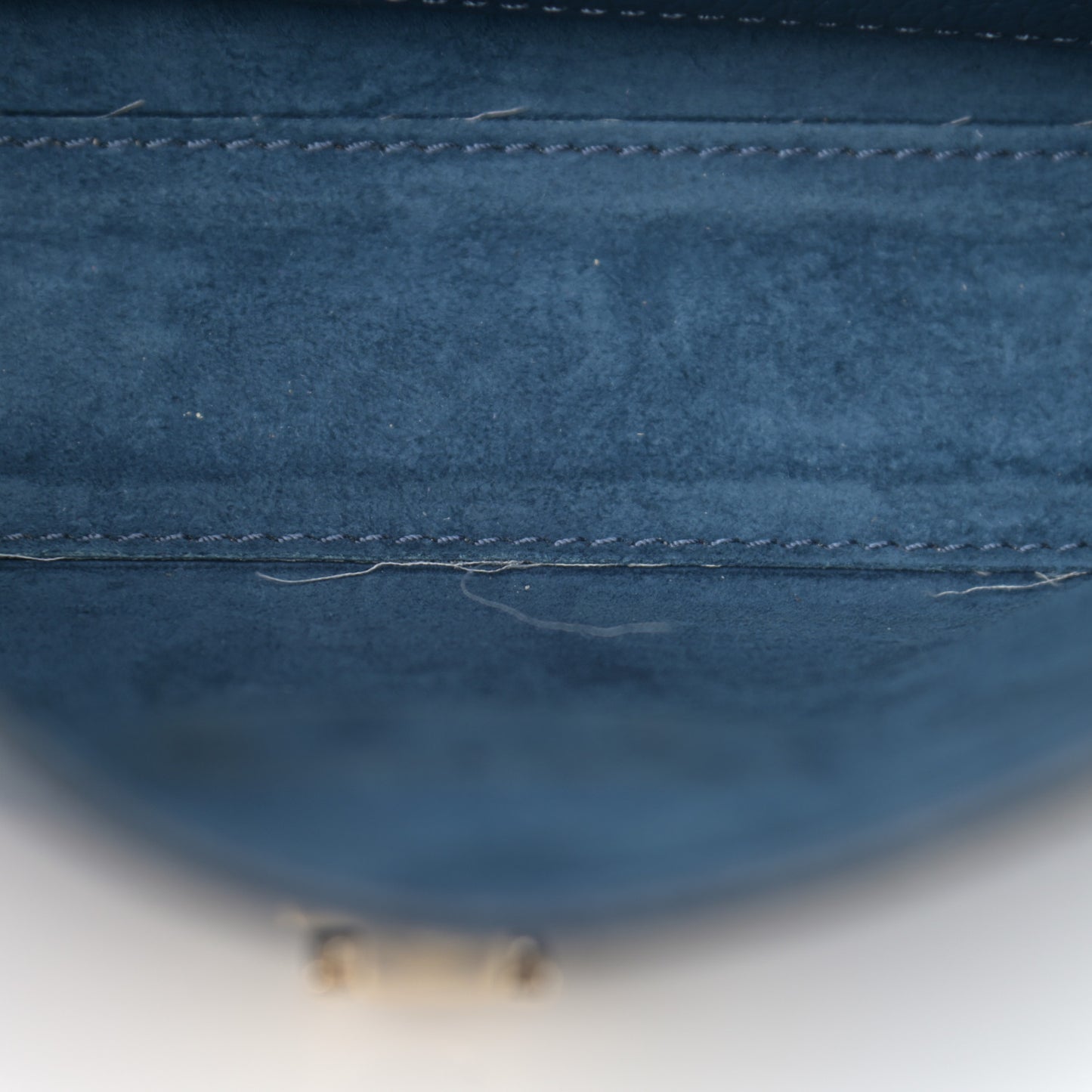 Pebbled Calfskin Medium Rockstud Flip Lock Crossbody Bag Peacock