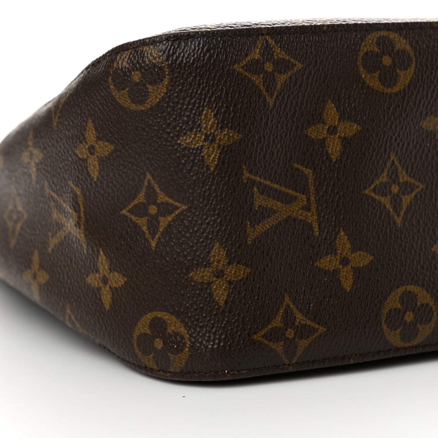 Monogram Looping MM