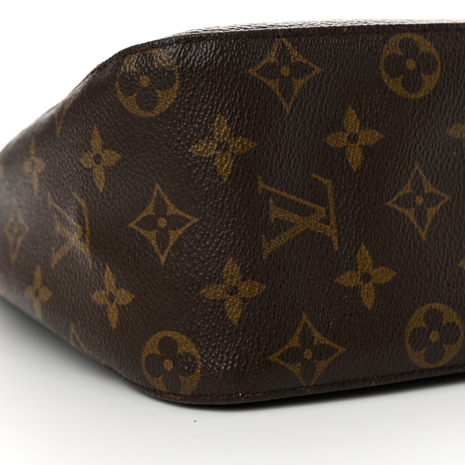 Louis Vuitton Monogram Looping MM 8 of 22