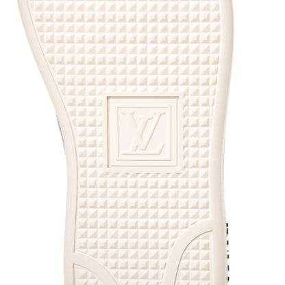Louis Vuitton Patent Monogram Frontrow Sneakers 39 7 of 10