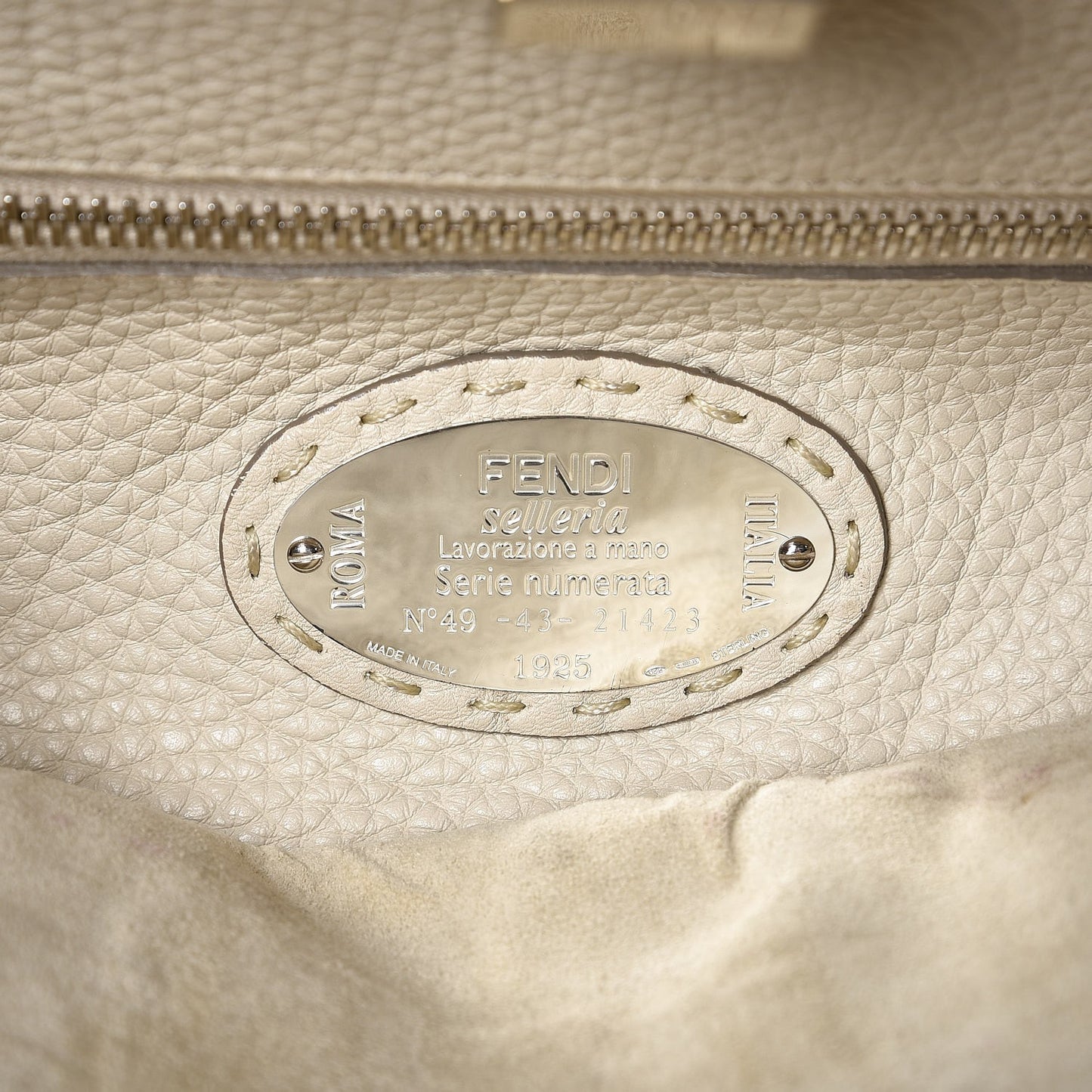 Cuoio Romano Selleria Bi-Color Large Peekaboo Iconic Satchel Asfalto Latte