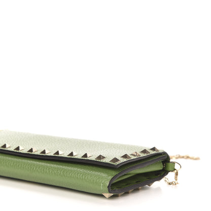 Valentino Garavani Pebbled Calfskin Rockstud Flap Wallet On Chain Deep Clover 10 of 13