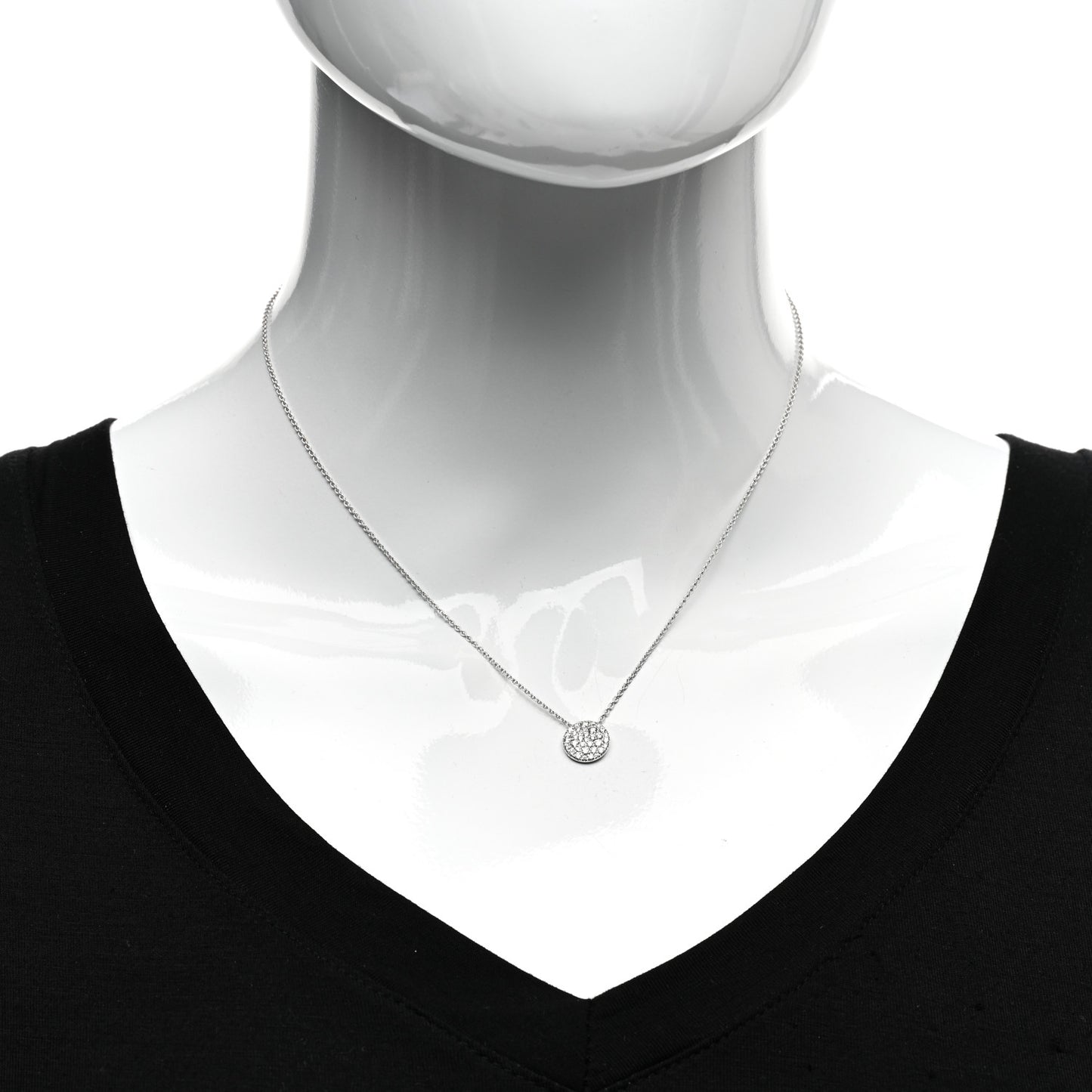 18k White Gold Diamond Metro Round Pendant Necklace