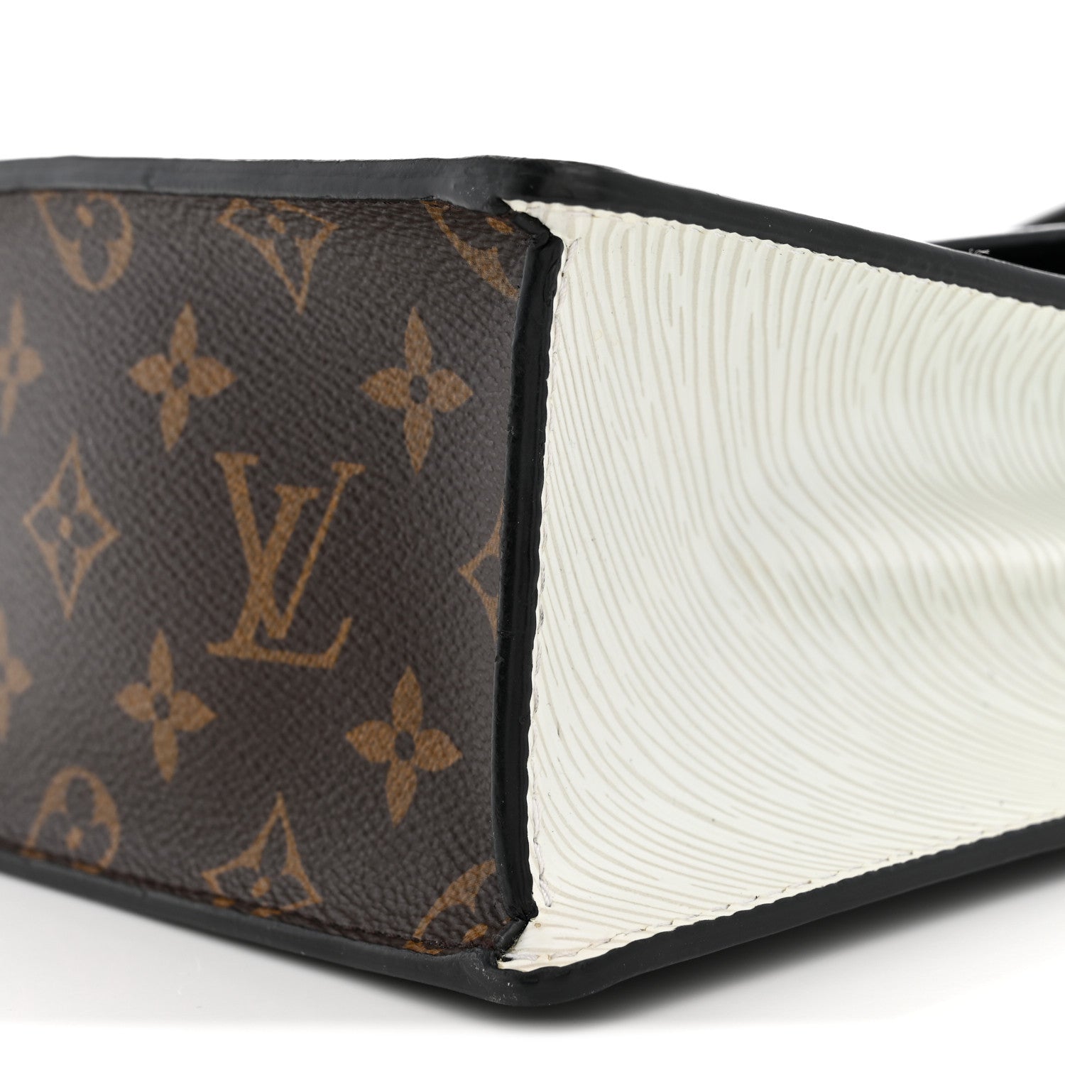 Louis Vuitton Vernis Epi Monogram Spring Street Black 8 of 12