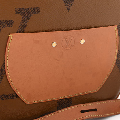 Louis Vuitton Reverse Monogram Giant Boite Chapeau Souple 11 of 12