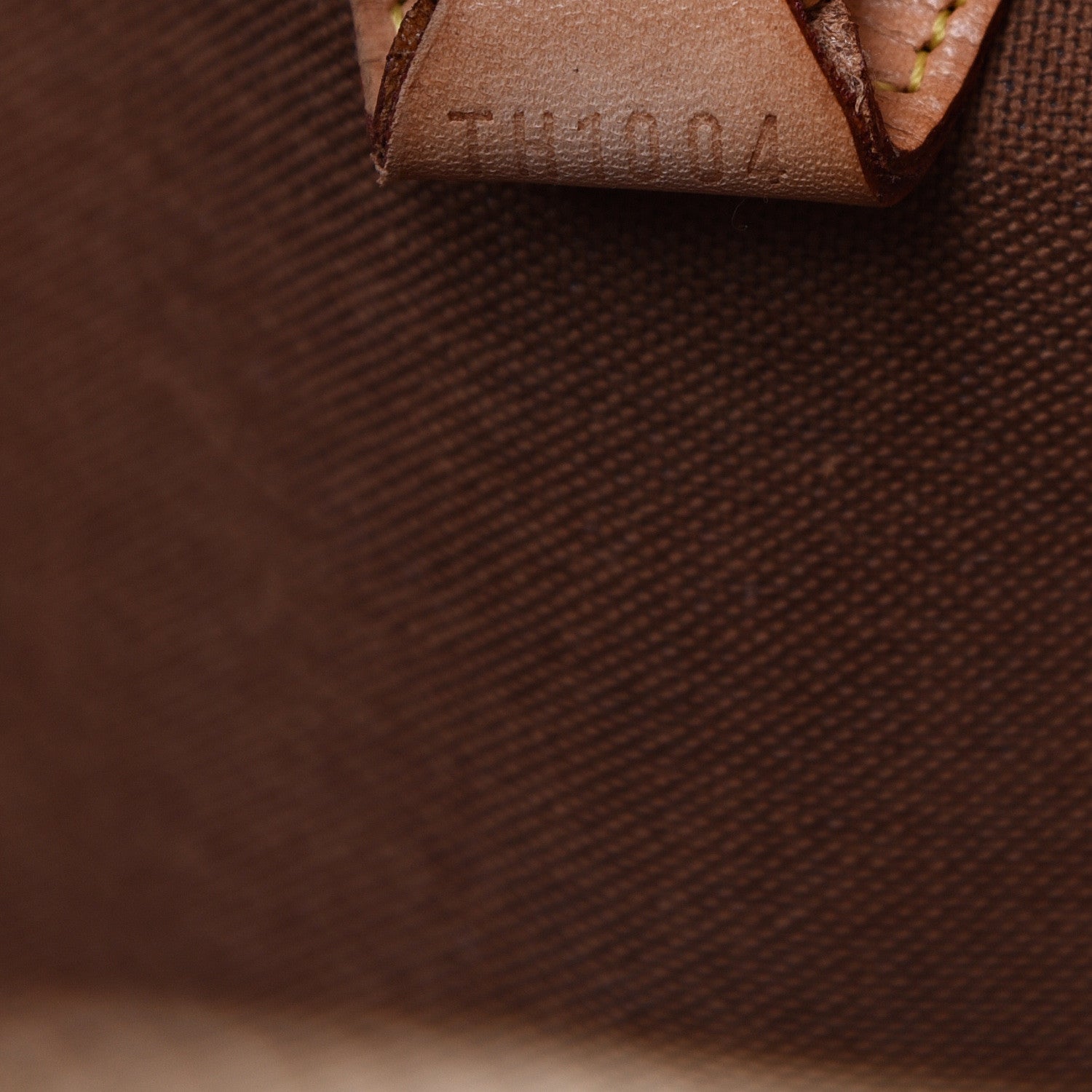 Louis Vuitton Monogram Ellipse MM 6 of 14