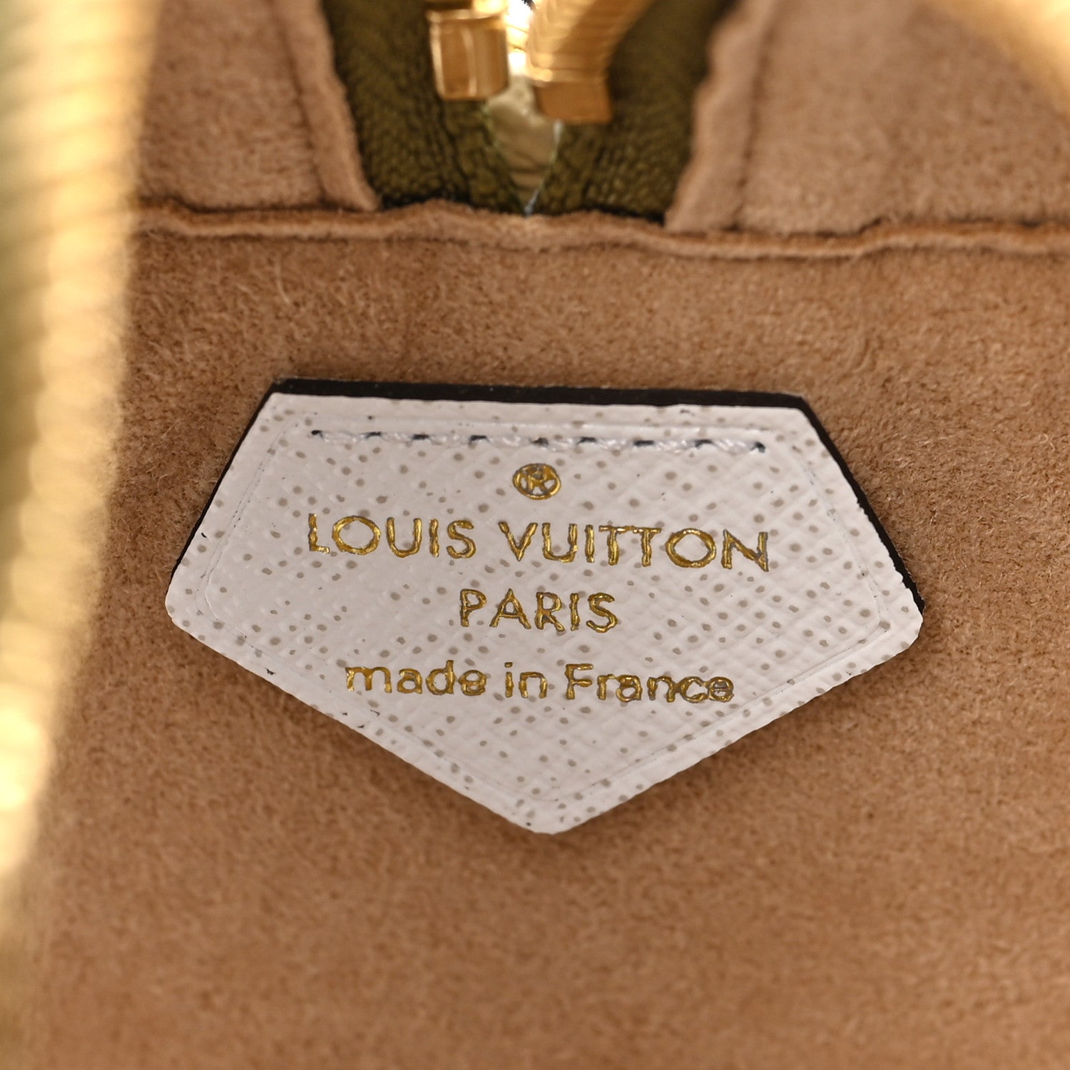 Louis Vuitton Monogram Giant Beach Pouch Kaki 6 of 8