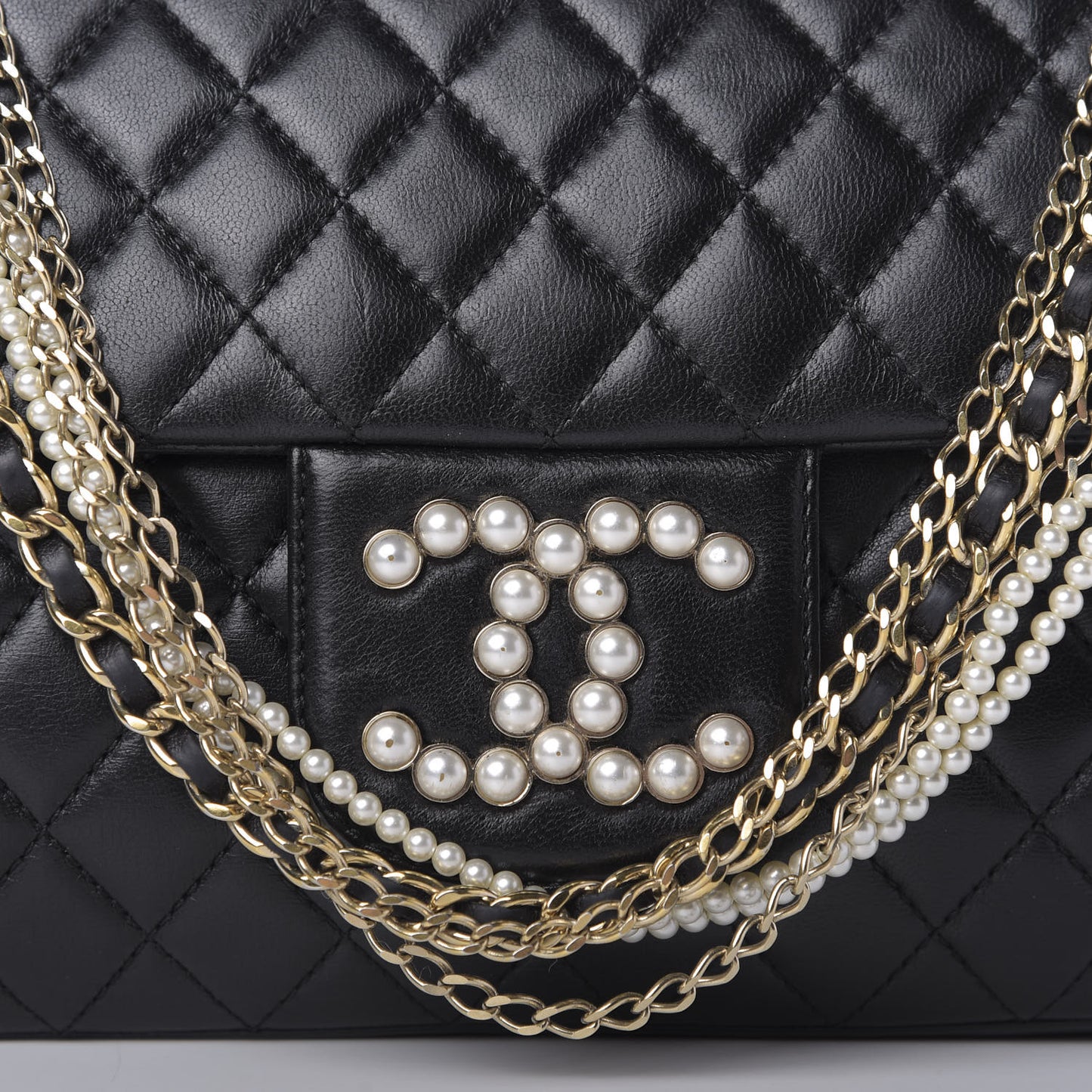 Lambskin Medium Westminster Pearl Flap Black