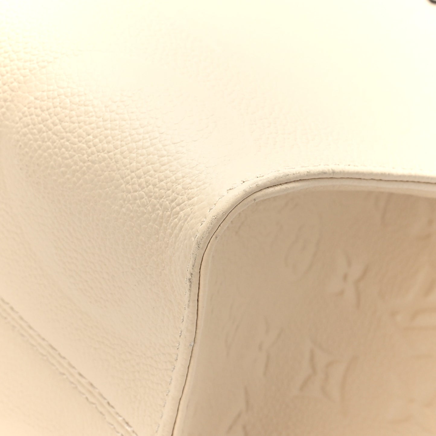 Empreinte Monogram Giant Onthego MM Creme