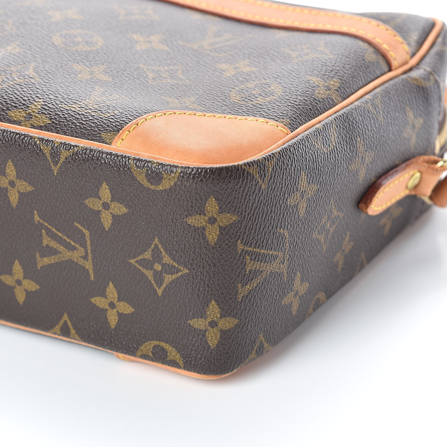 Louis Vuitton Monogram Trocadero 30 9 of 9