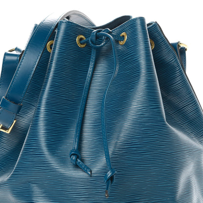 Louis Vuitton Epi Noe Toledo 8 of 16