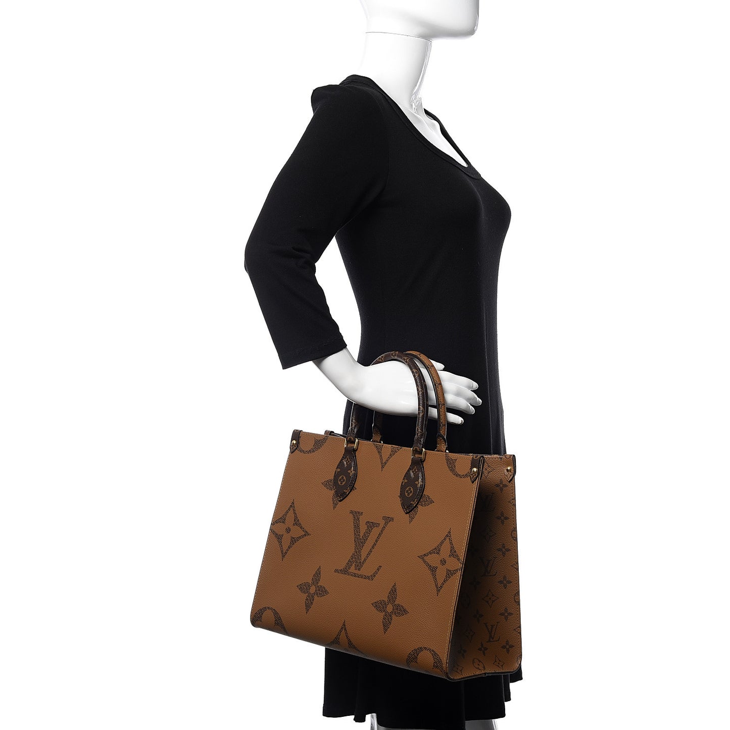 Reverse Monogram Giant Onthego MM